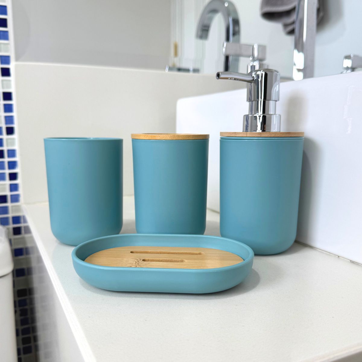 Kit Banheiro Lavabo Elegance – 5 Peças Dispenser, Porta Sabão e Porta-Objetos em Bambu